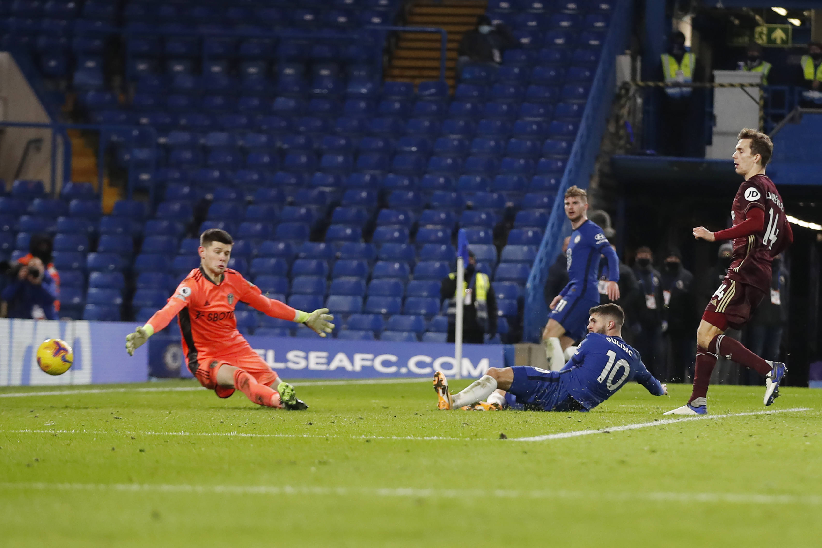 尤其是在替 尤其是在替